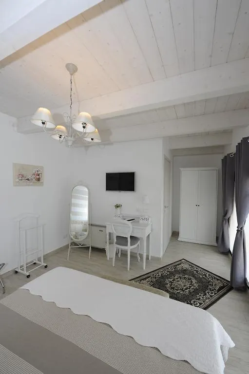 Corte Caselle Sommacampagna 0*,