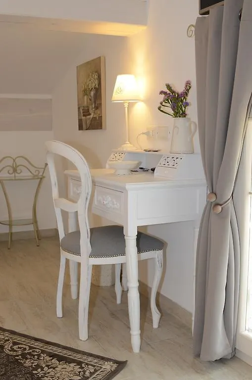 Corte Caselle Sommacampagna Bed & Breakfast