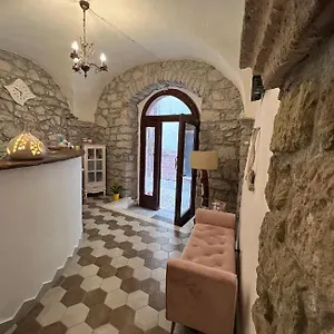 Regnos Altos Boutique Liefdeshotel Bosa